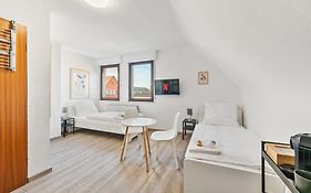 Home2Stay Apartmenthaus Heilbronn City Kitchen Parking Highspeed Wifi Washroom